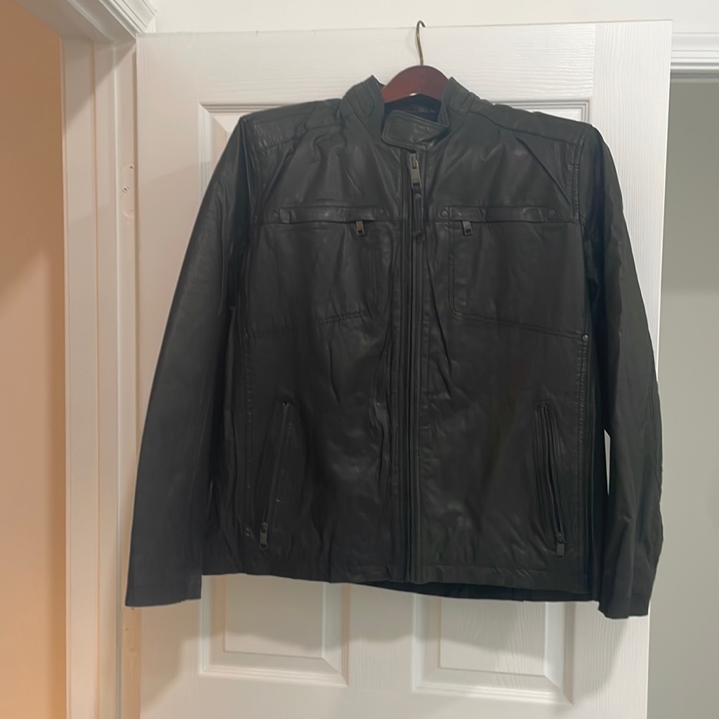Andrew Marc : Black Leather Moto Jacket New Without Tags: Stunning Mint Xl